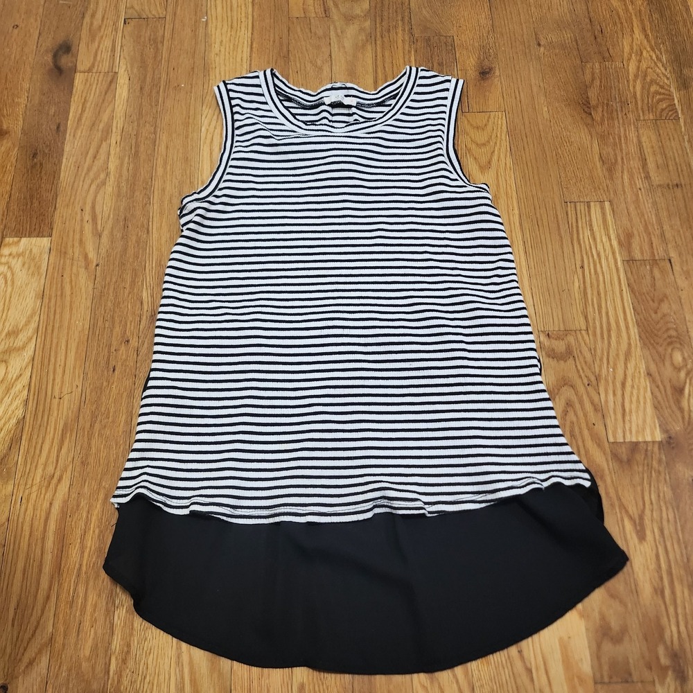 Lelis Sleeveless Striped Black and White Top‎ With Sheer Detailing
